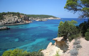 Luxury Villas Ibiza - Cala de Portinatx