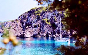 Luxury Villas Ibiza - Private Boat in Cala